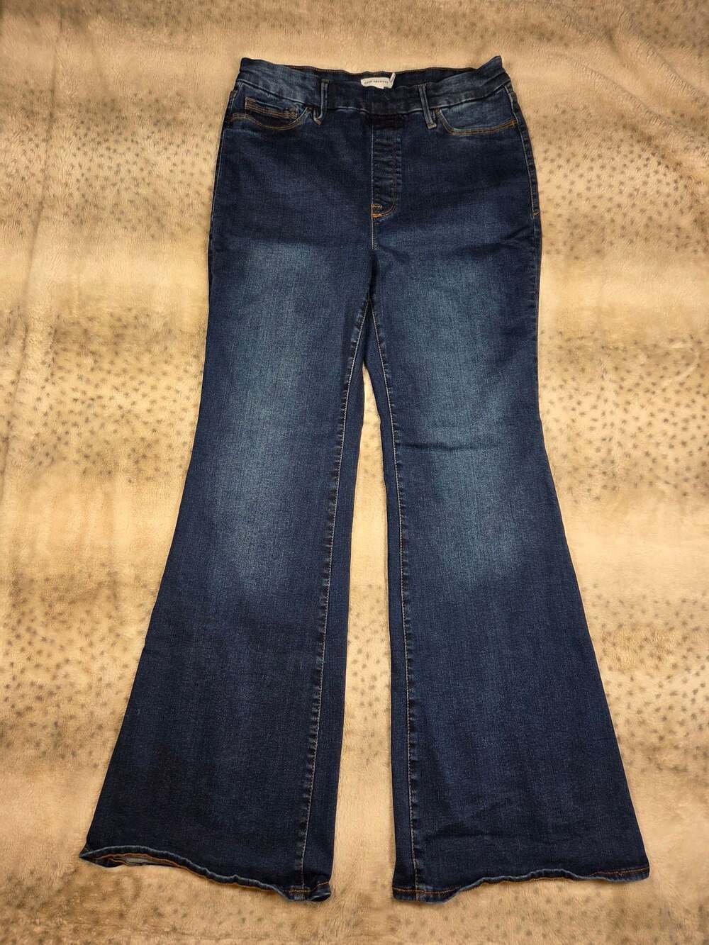 Good American Power Stretch Pull On Flare Jeans Dark Wash XL 14 16
